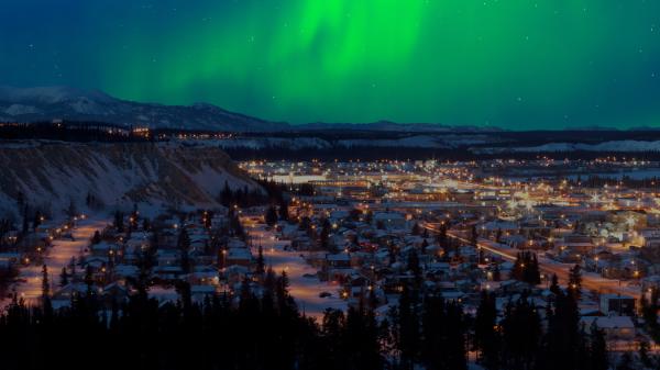 Whitehorse Aurora Borealis Northern Lights - nicth teilenk.jpg