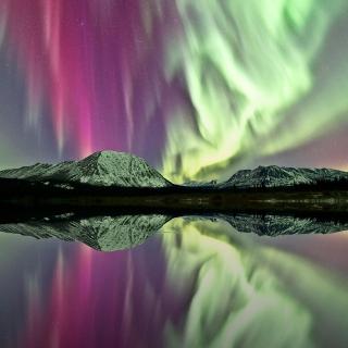 northern-lights-aurora.jpg